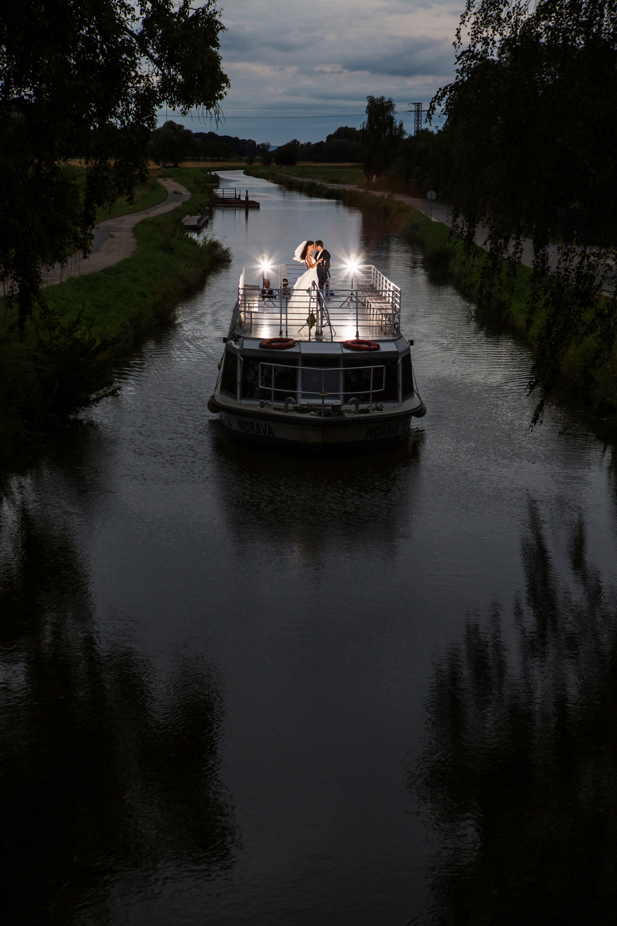 Svatba na výletní  lodi Morava